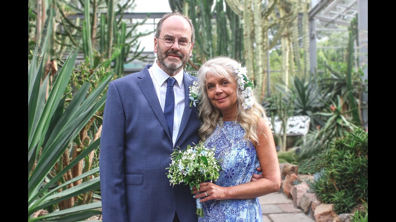 MY MUM & DAD GOT MARRIED! // anniemadgett