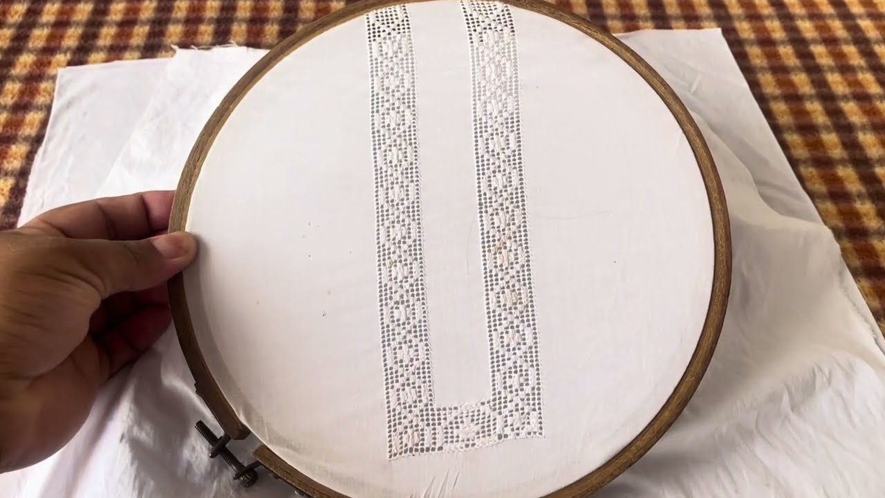 Simple embroidery design-Hand embroidery kameez design _tarkshi design