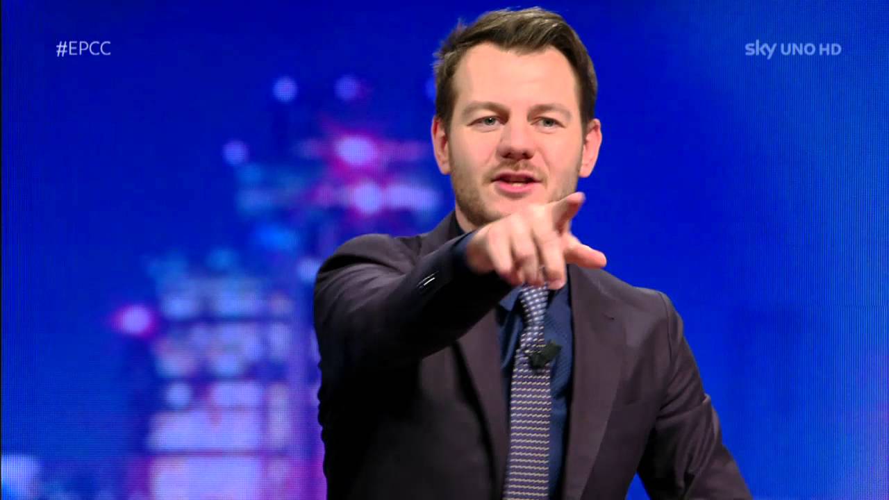 E poi c'è Cattelan #EPCC – Claudio Santamaria nei panni di Batman