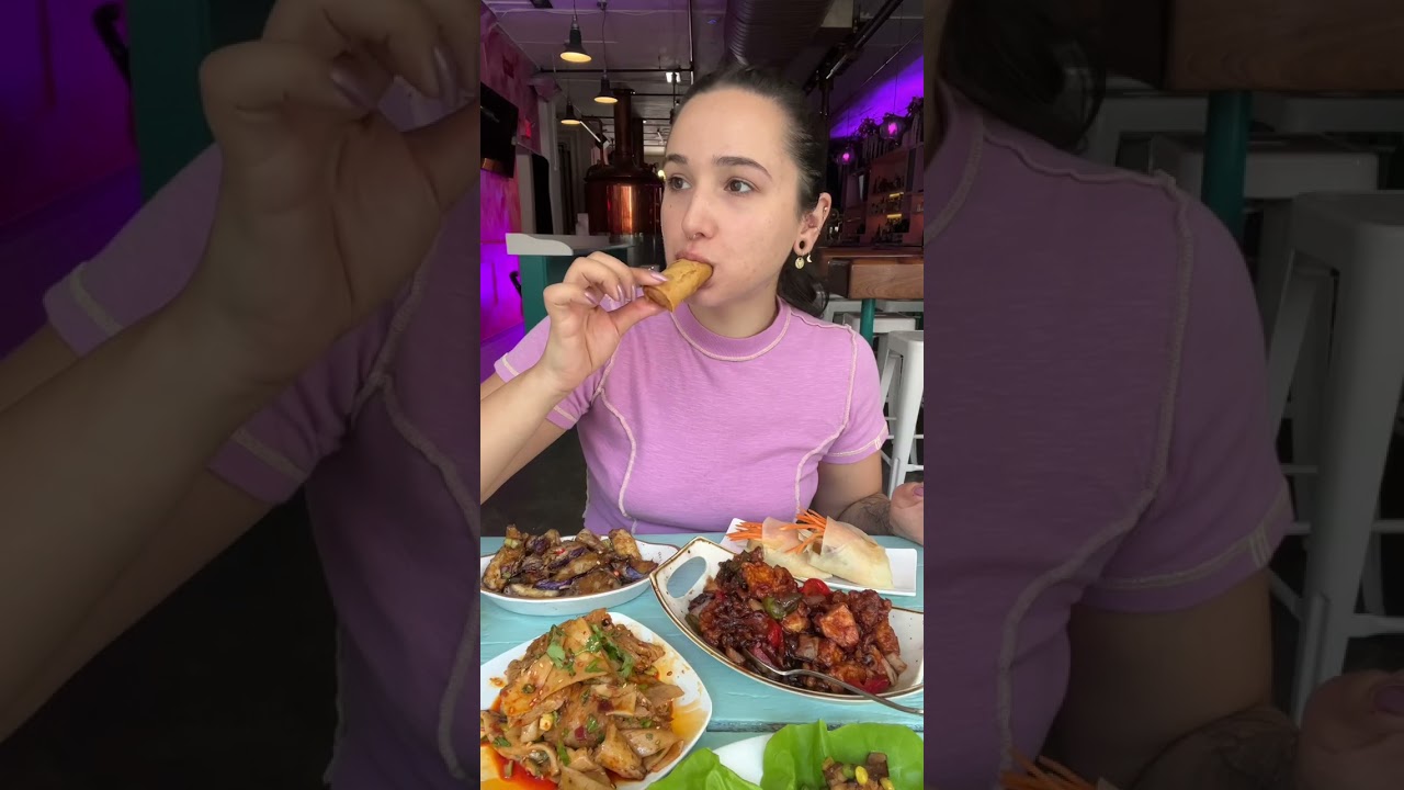 Spicy Moon открыл САМЫЙ БОЛЬШОЙ веганский ресторан в Нью-Йорке