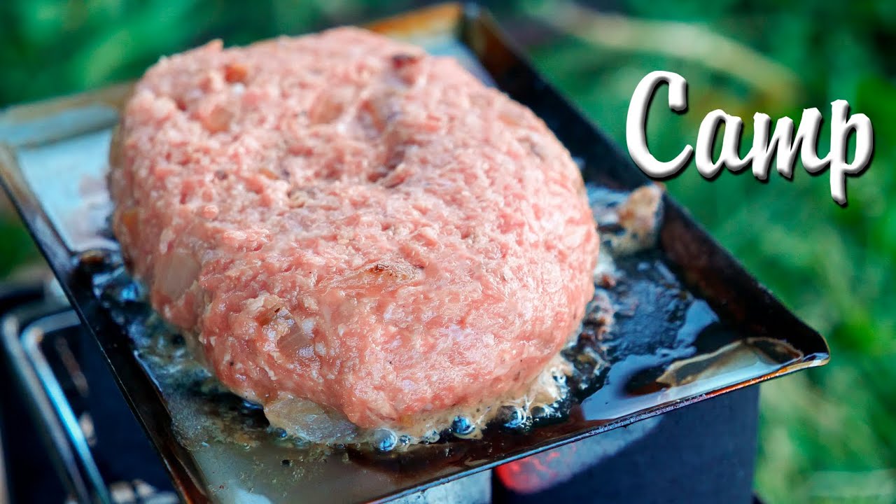 炭火でハンバーグのオーブン焼き
