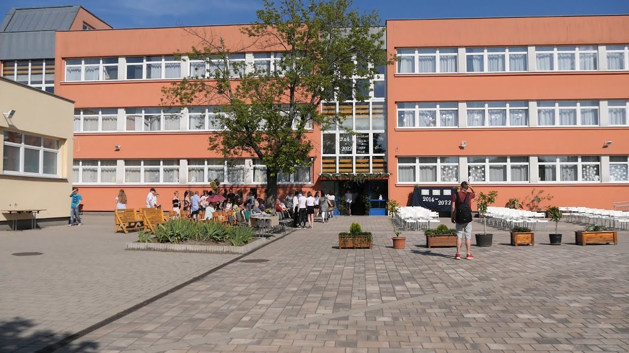 2022 06 15  Feszty ballagás Komárom