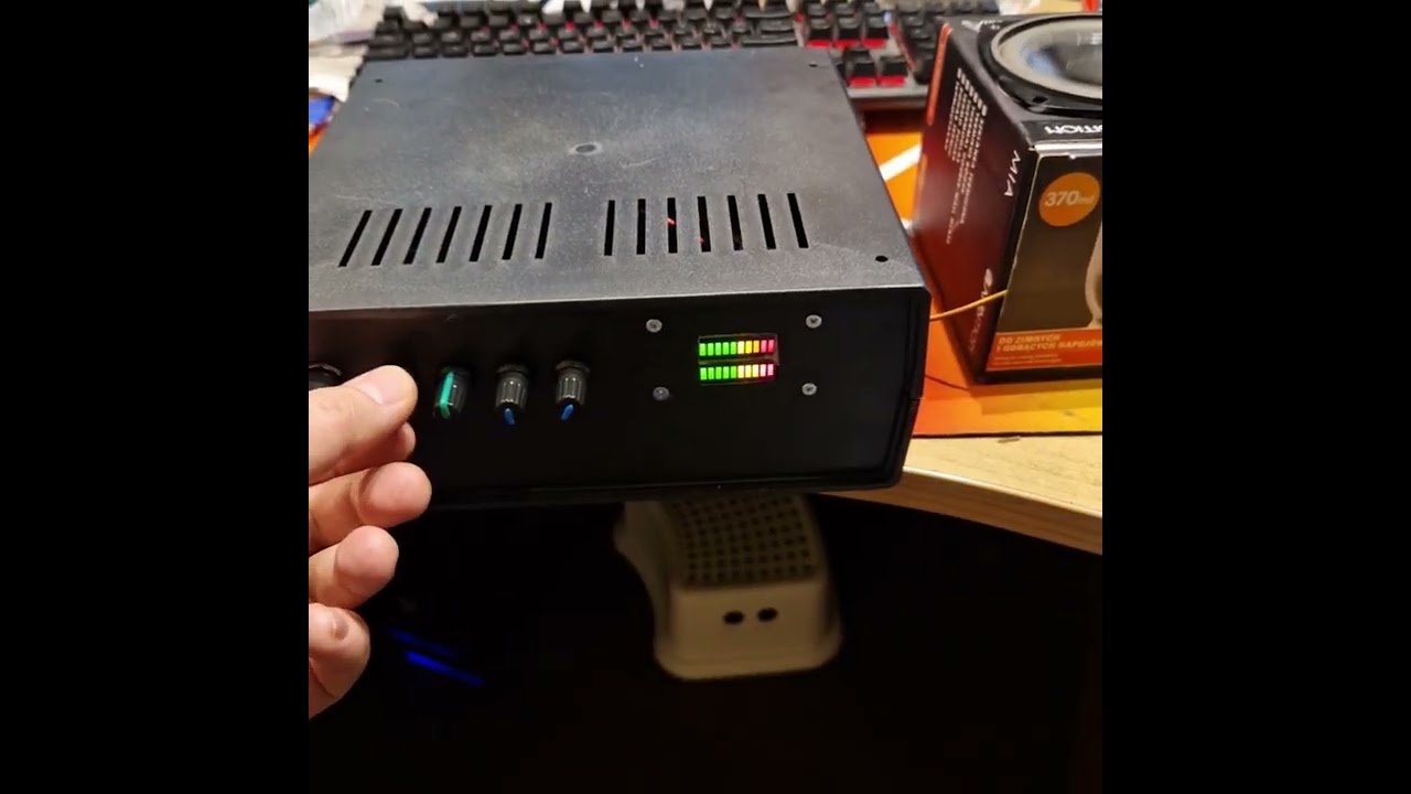 Mój pierwszy wzmacniacz o mocy 2x10W