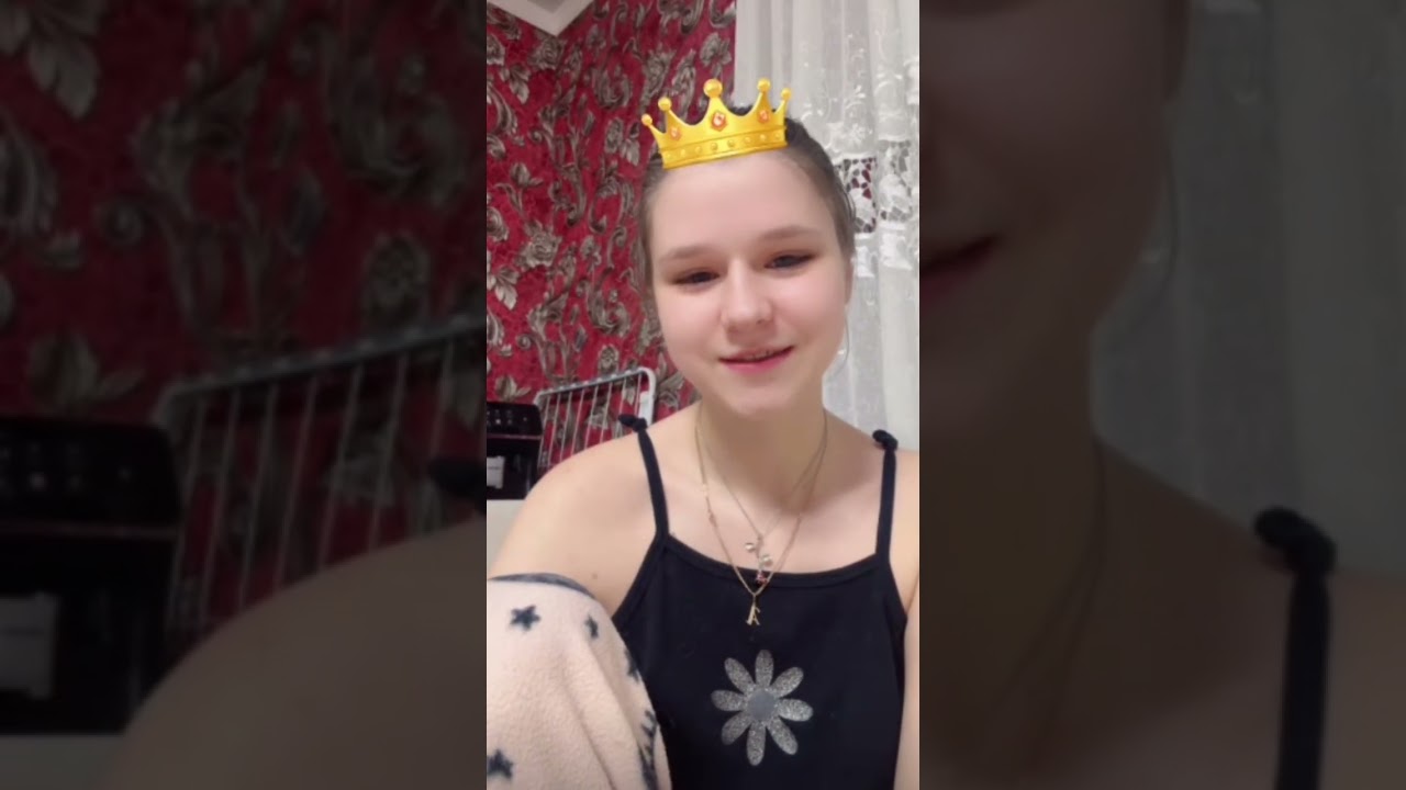 Periscope LIVE: ПРЕКРАСНАЯ ДЕВУШКА💚 #periscope #live #cute #broadcast #periscopelive #viralvideo ...