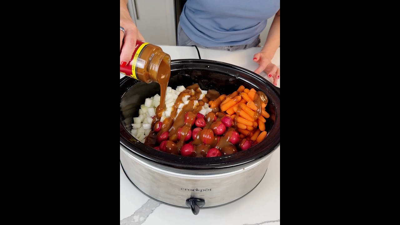 Crockpot Beef Stew, the easy crockpot version!