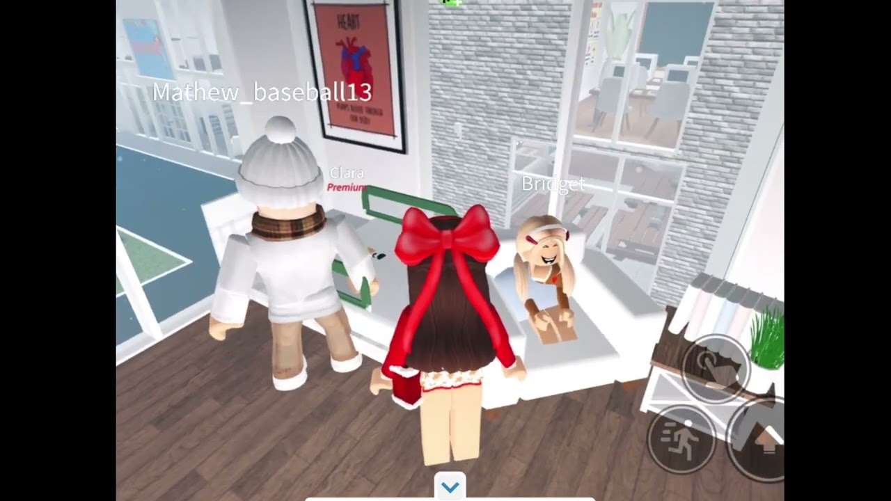Going ice skating in bloxburg *Clara breaks her leg*