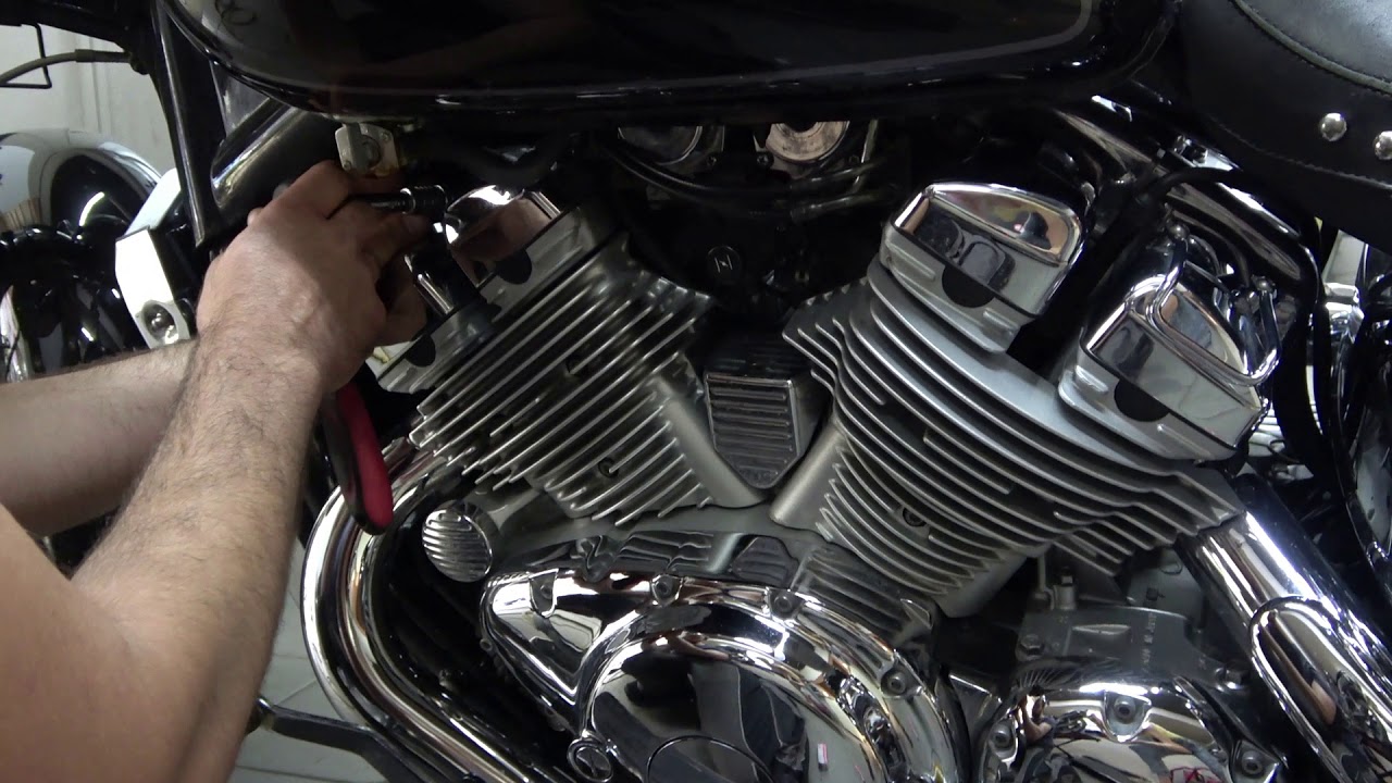 spark change on a YAMAHA RoyalStar 1300cc