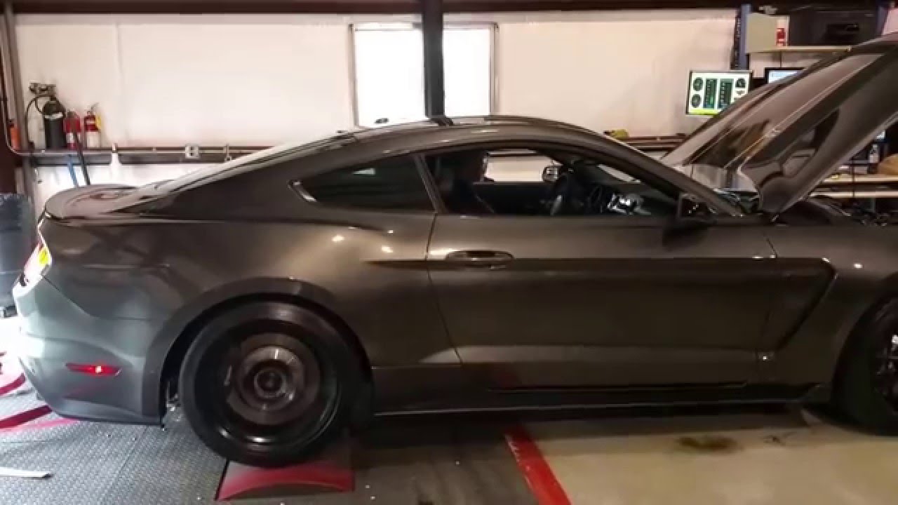 Stock 2016 Mustang GT350 dyno