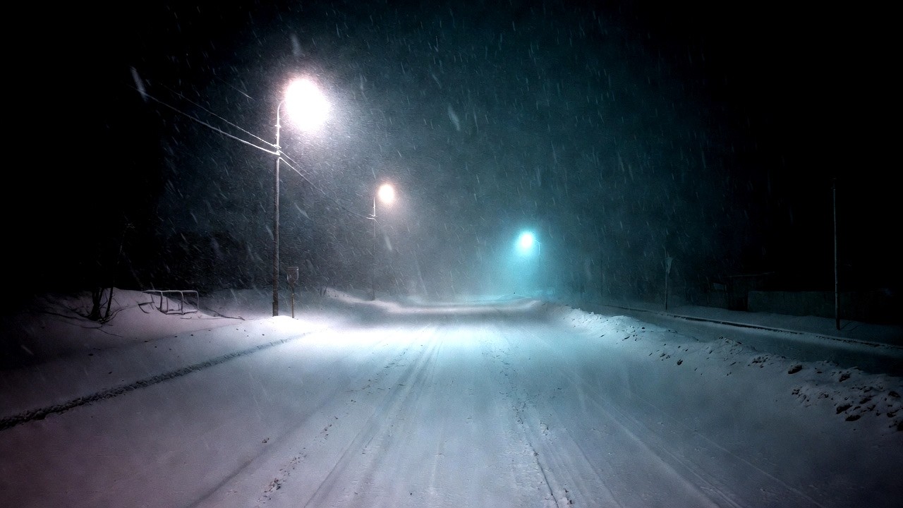 Silent Snowfall Night Drive