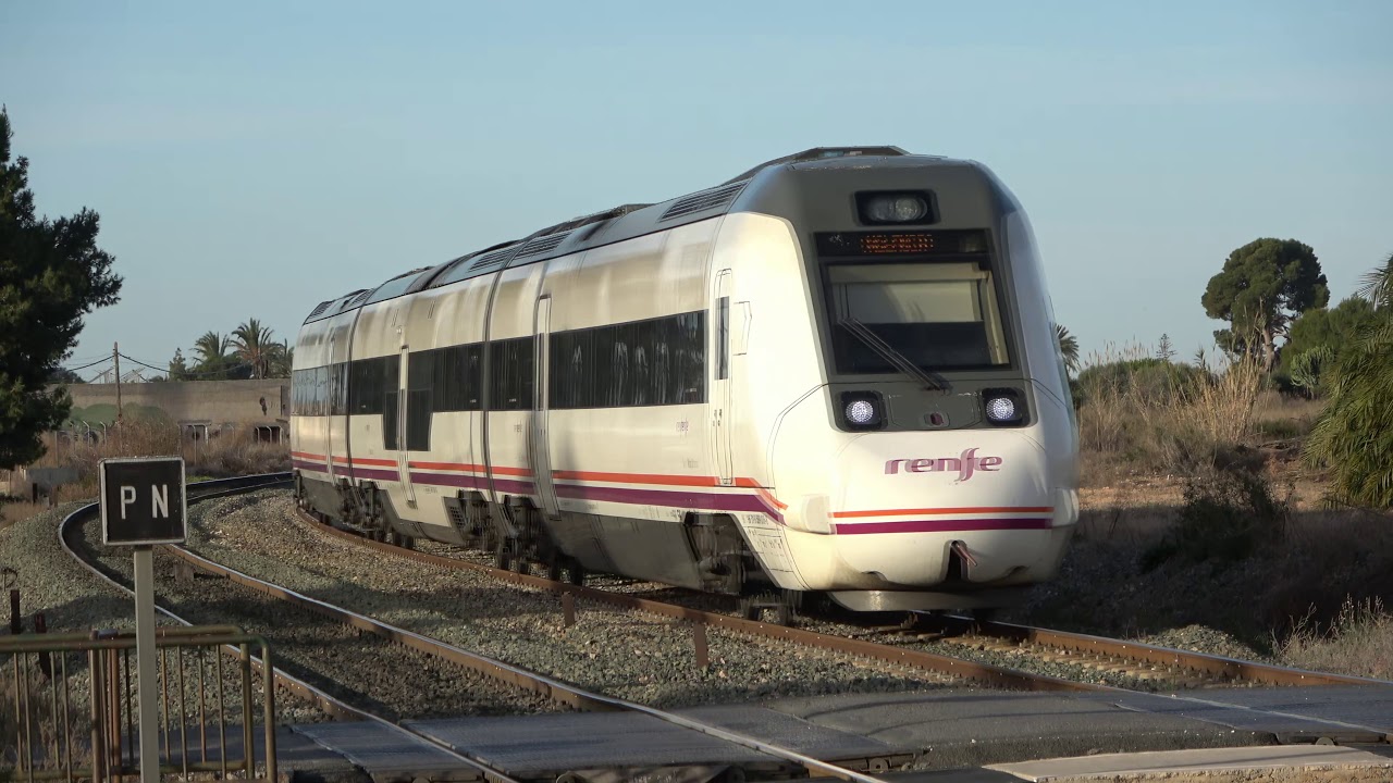 Cruce de S-599-085-8 (Murcia-Valencia) con S-599-034-6 (Valencia-Murcia) En Torrellano