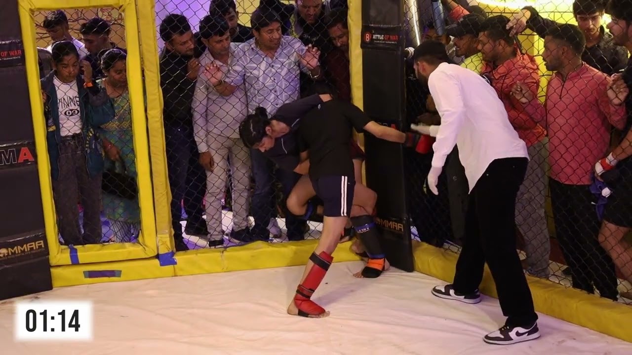 #Indian_Contender_series Kirti vs. Vinti Female Amataur Bout #india #mma #profight