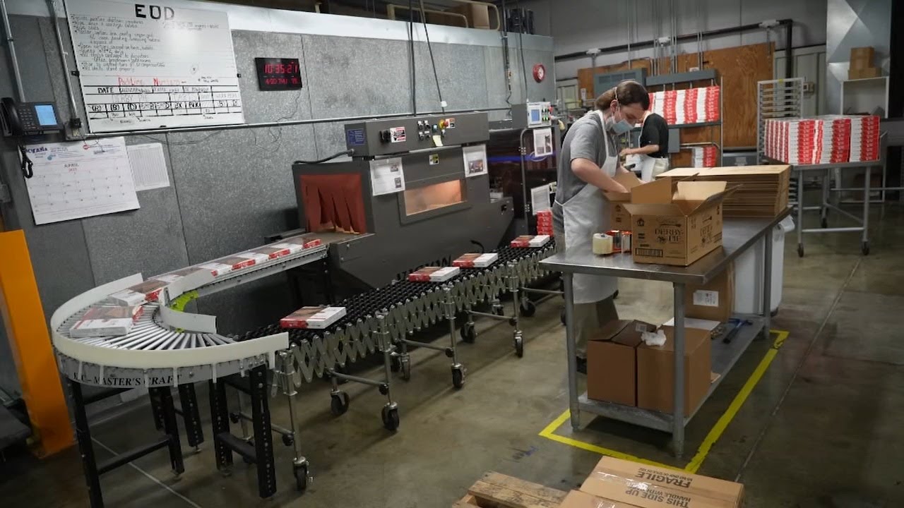 A look inside Kentucky's most famous pie kitchen