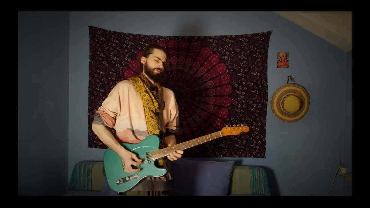 Something Noodley This Way Comes  - a noodle in E minor
