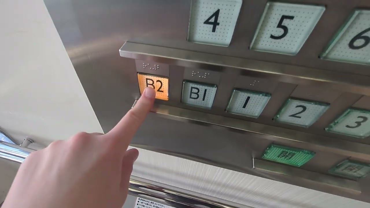 神戸ハーバーランドumieサウスモールのエレベーター（2号機）