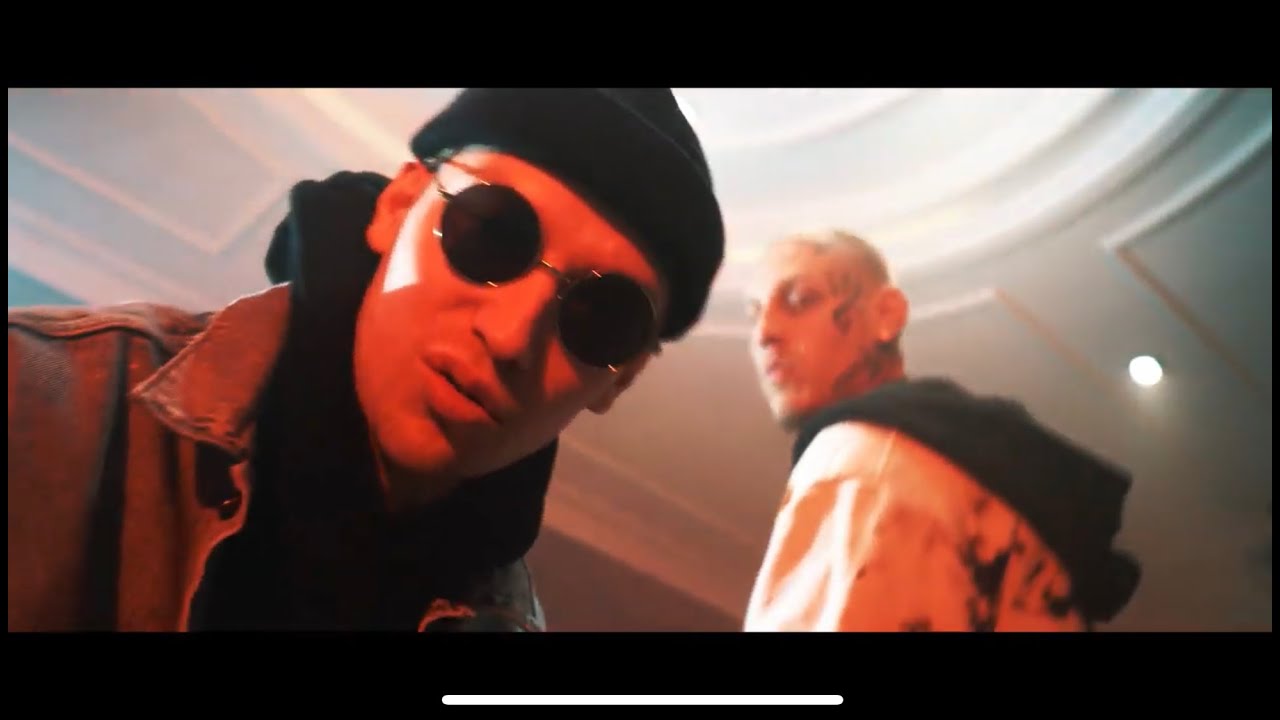 Maniak feat. Separ - U nás (Official Video)