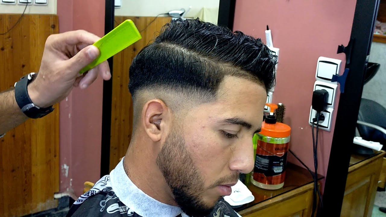 تعلم التدريج في مكانه بأسهل الخطوات الممكنة مع الشرح / تعليم الجوانب بواسطة المشط و المقص