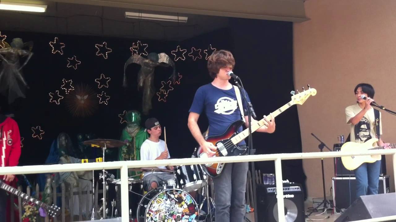 Arctic Monkeys - Teddy Picker / Crying Lightning (cover by Retrovisores )