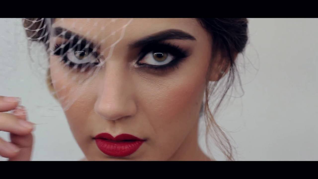 Col&oacute;mbe Makeup School