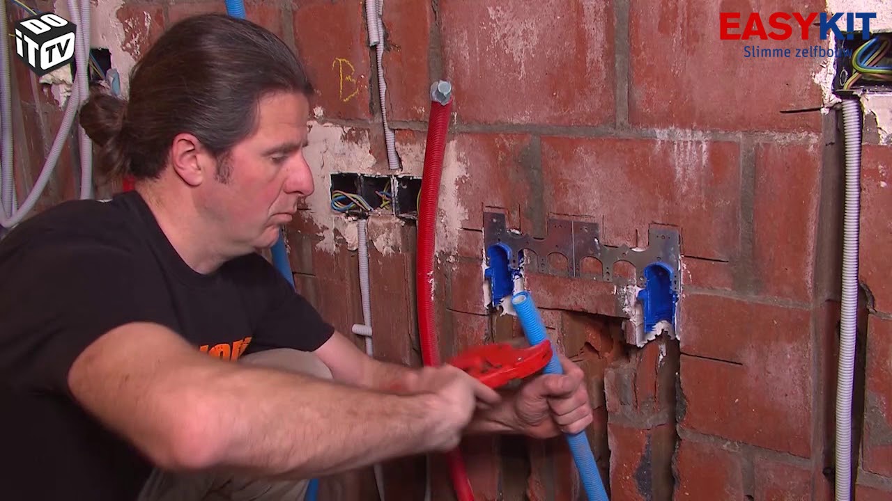DIY: Zelf je sanitaire inbouwdozen plaatsen met Easykit