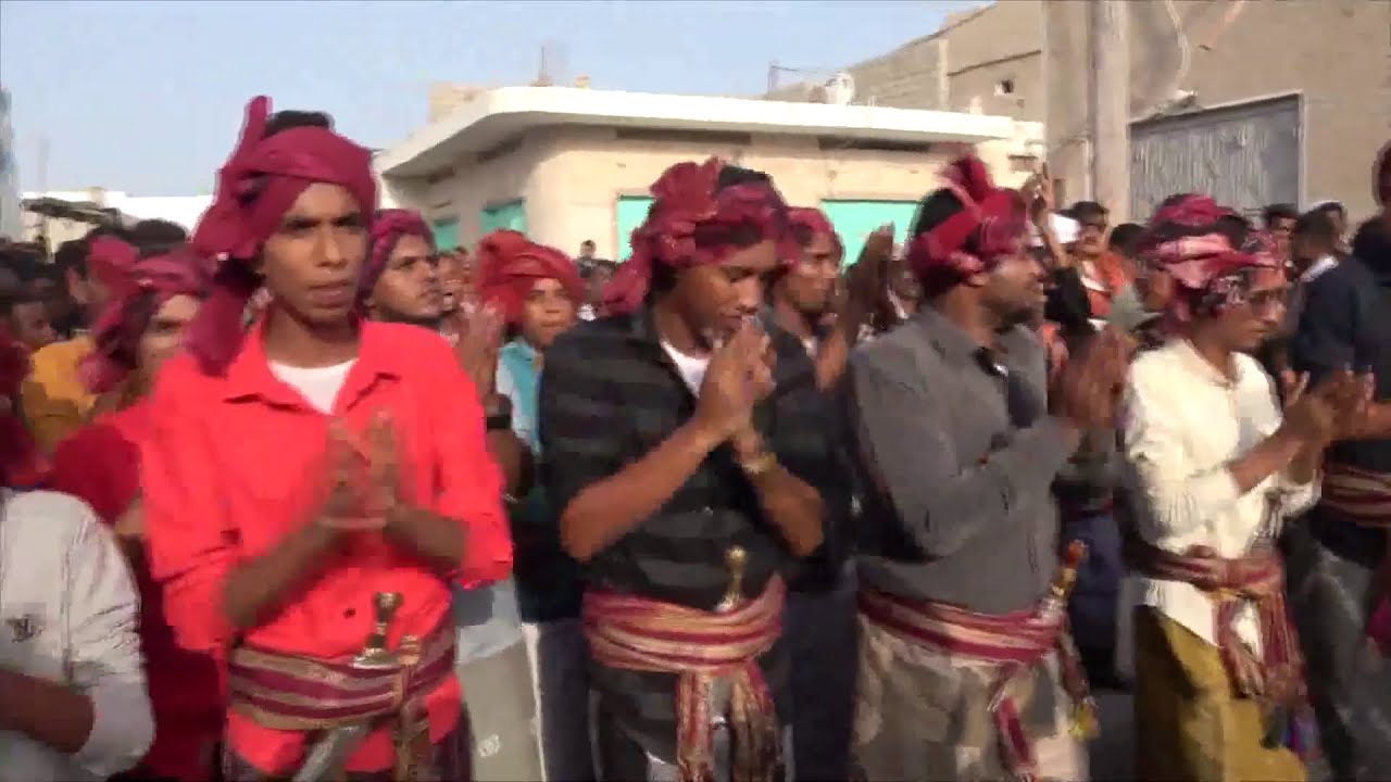 لعبة الكبارة.. تراث يقام كل عيد بمديريتي سيحوت والمسيلة في المهرة