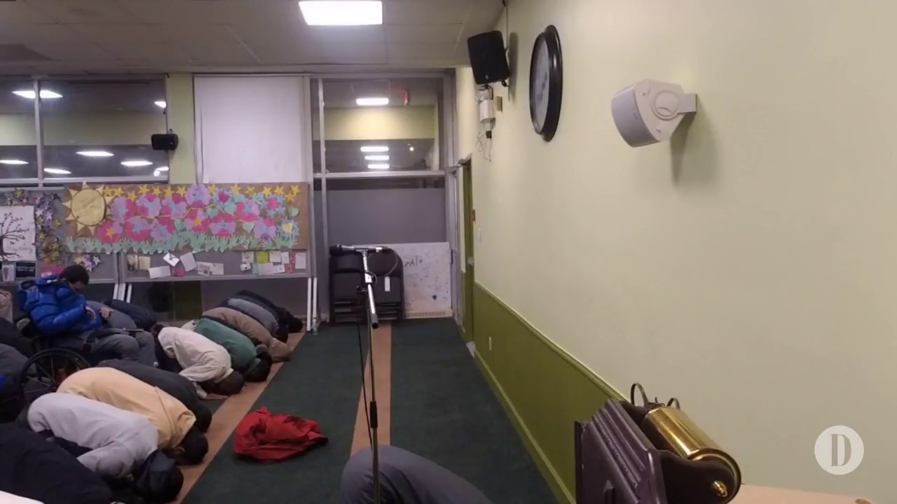 Prière à la Grande Mosquée de Québec