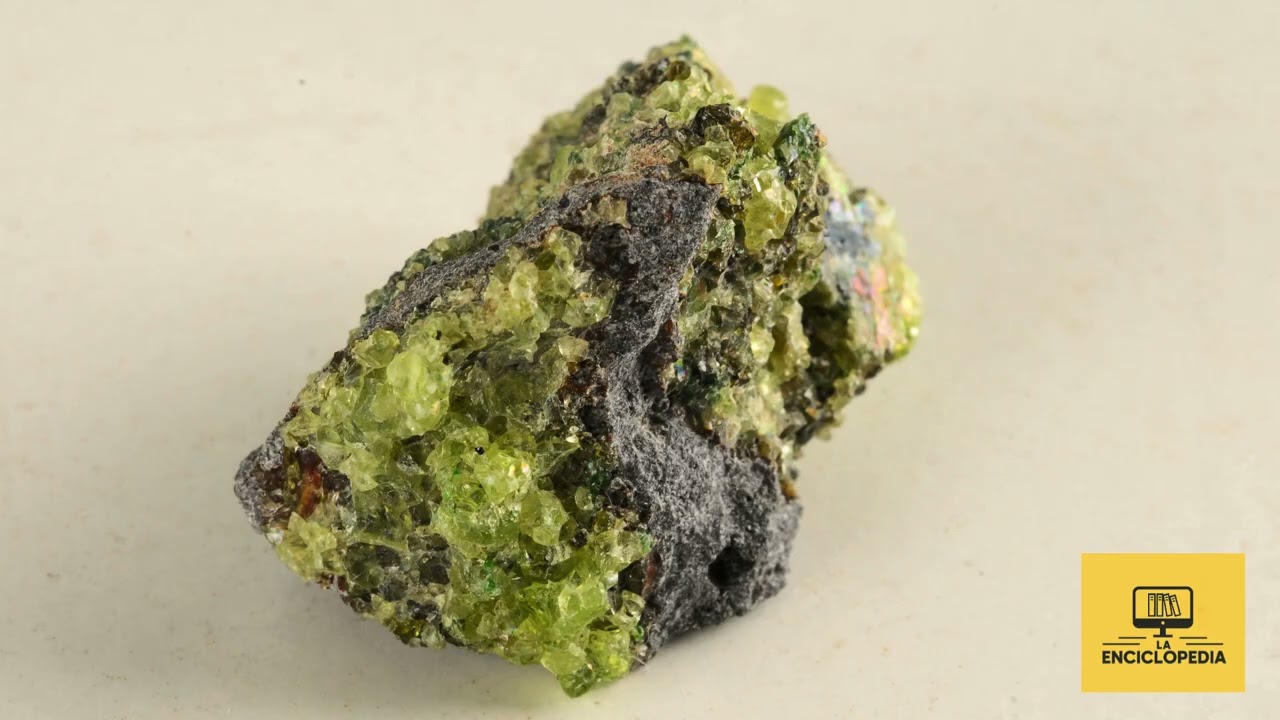 Olivine: The Mineral of Earth&rsquo;s Mantle | Formation & Properties