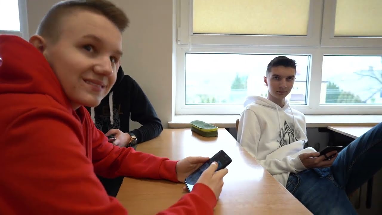 Zesp&oacute;ł Szk&oacute;ł im. Tadeusza Kościuszki w Krasnosielcu . film promujący