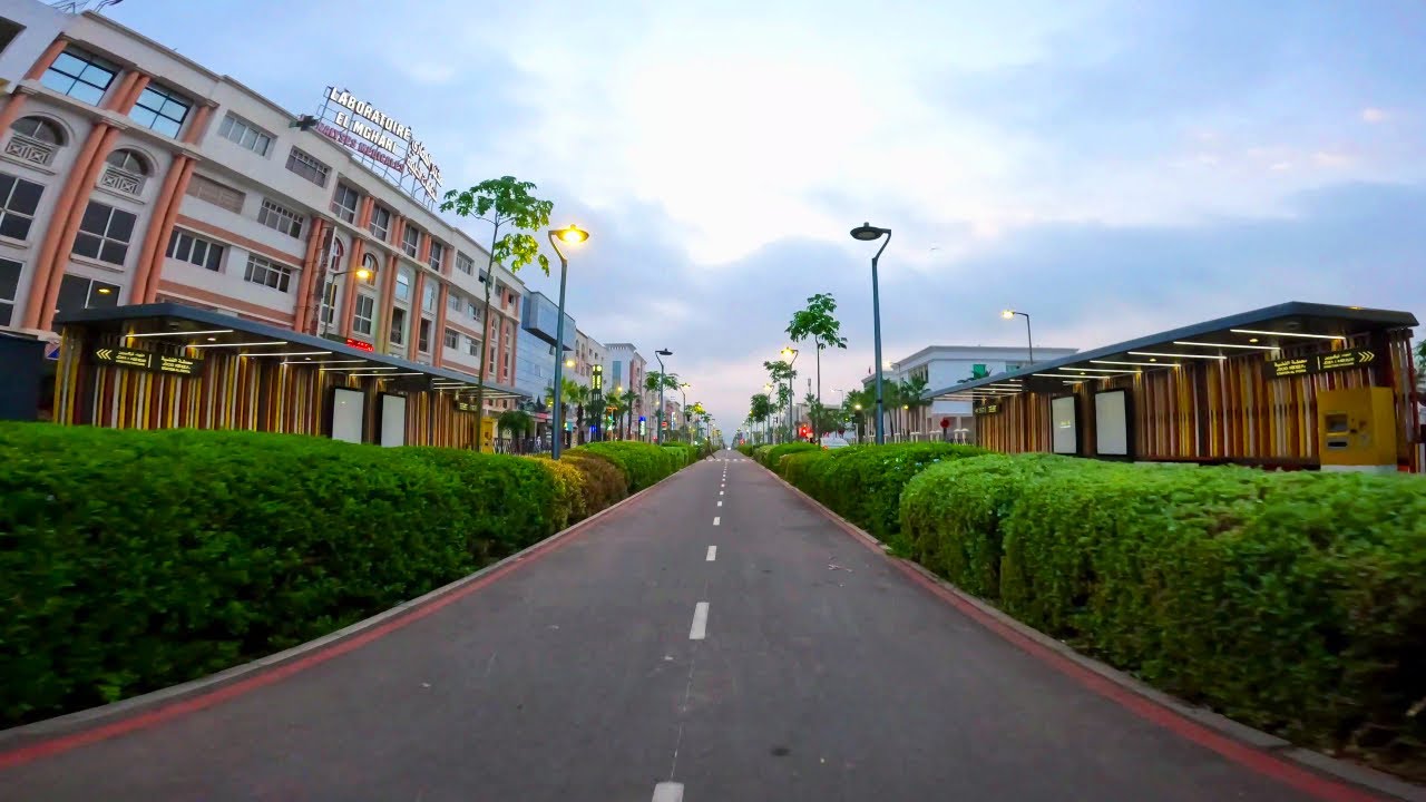Quick Tour in Moulay Hassan I Street, Agadir | جولة سريعة في شارع الحسن الاول - حي داخلة