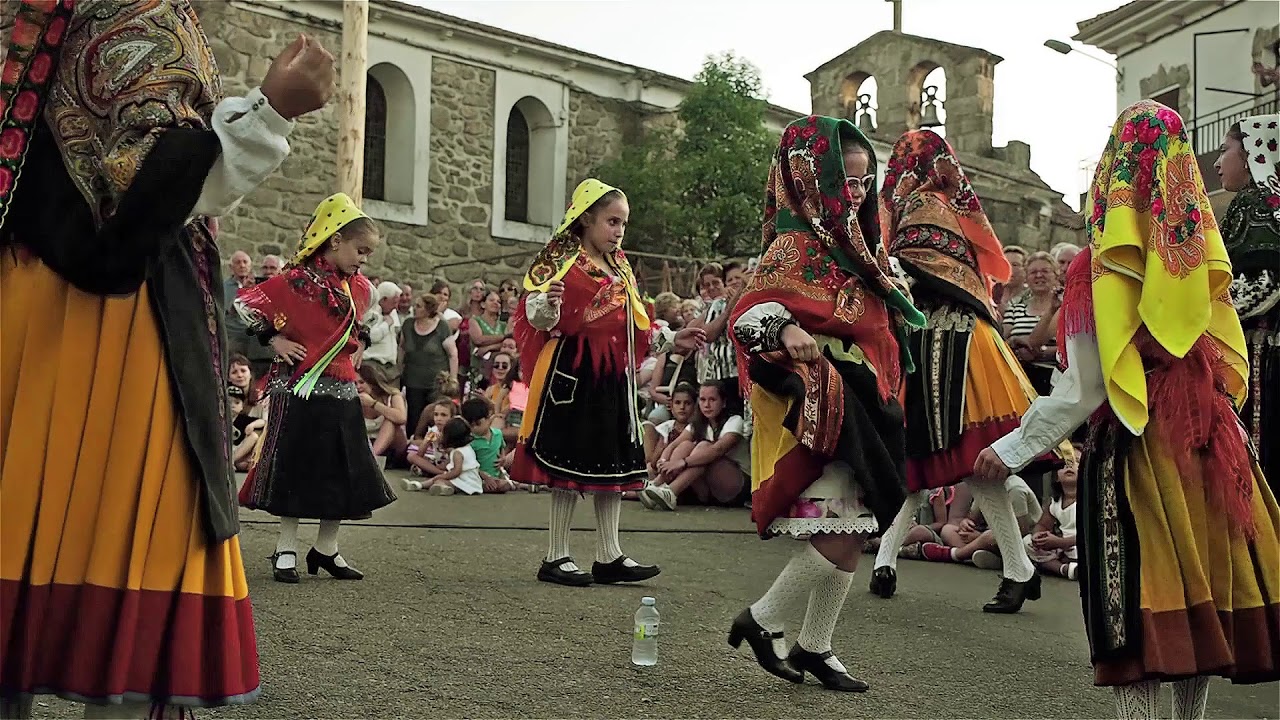 Baile de la Botella con el grupo 