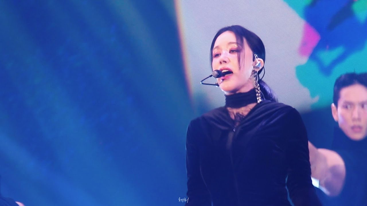 231210 엄정화 서울 콘서트 - 배반의장미(Rose of betrayal) 직캠 / Fancam