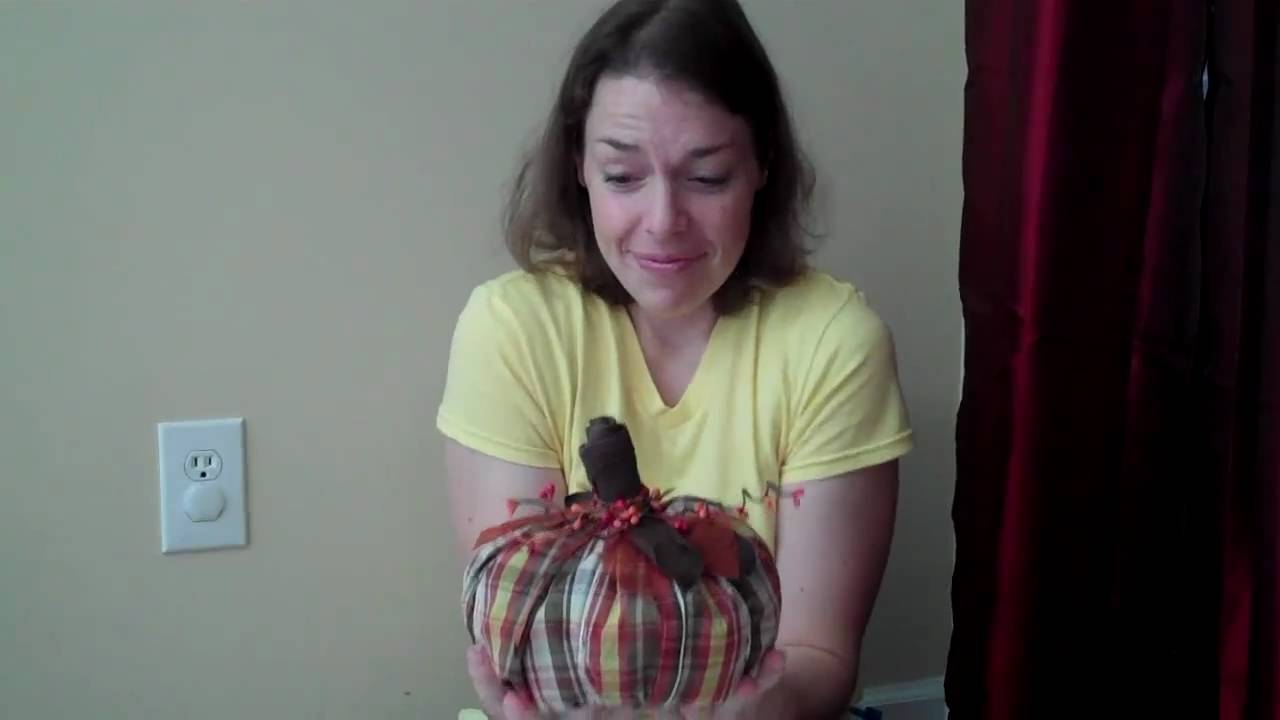 CUTE NO SEW PUMPKIN CRAFT- EASY!