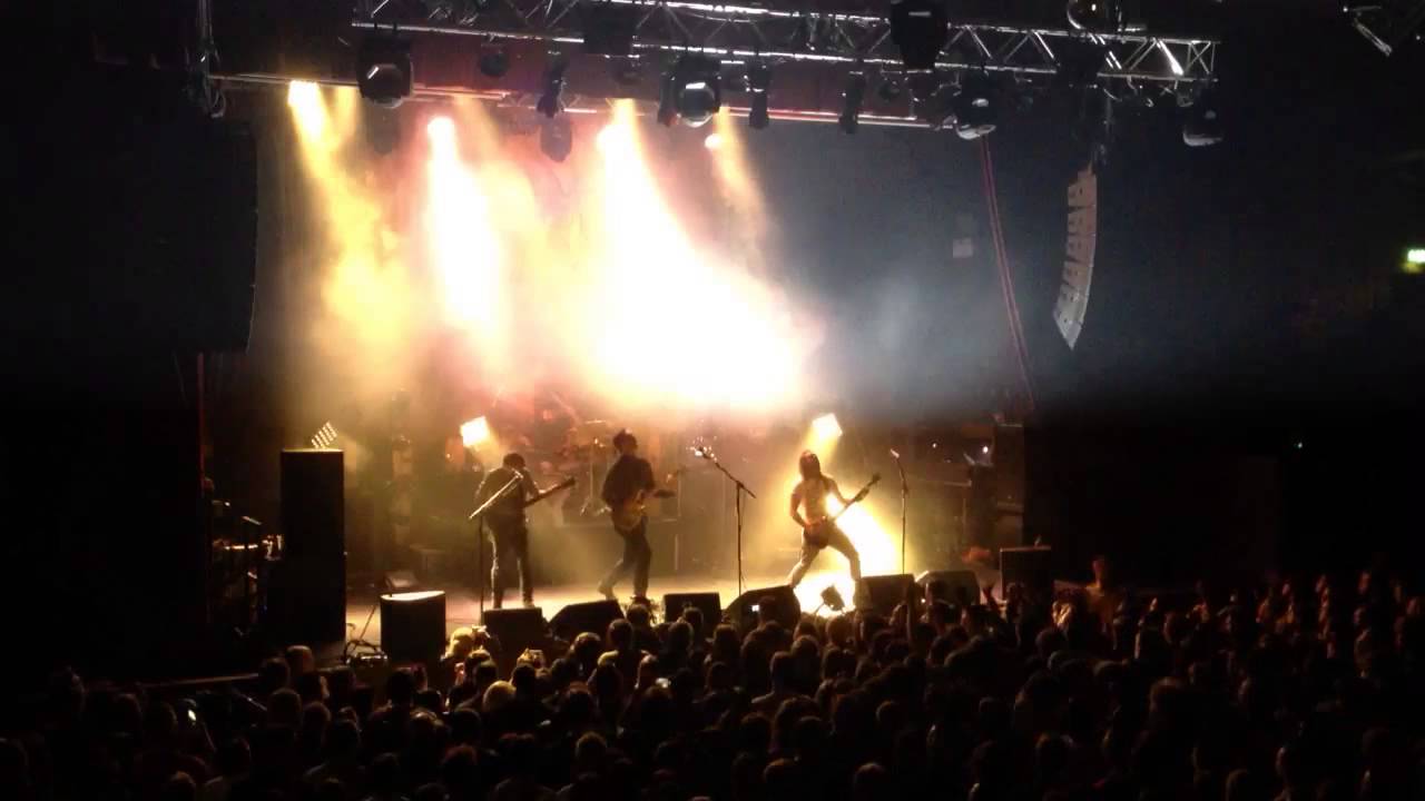 Fightstar - Build An Army