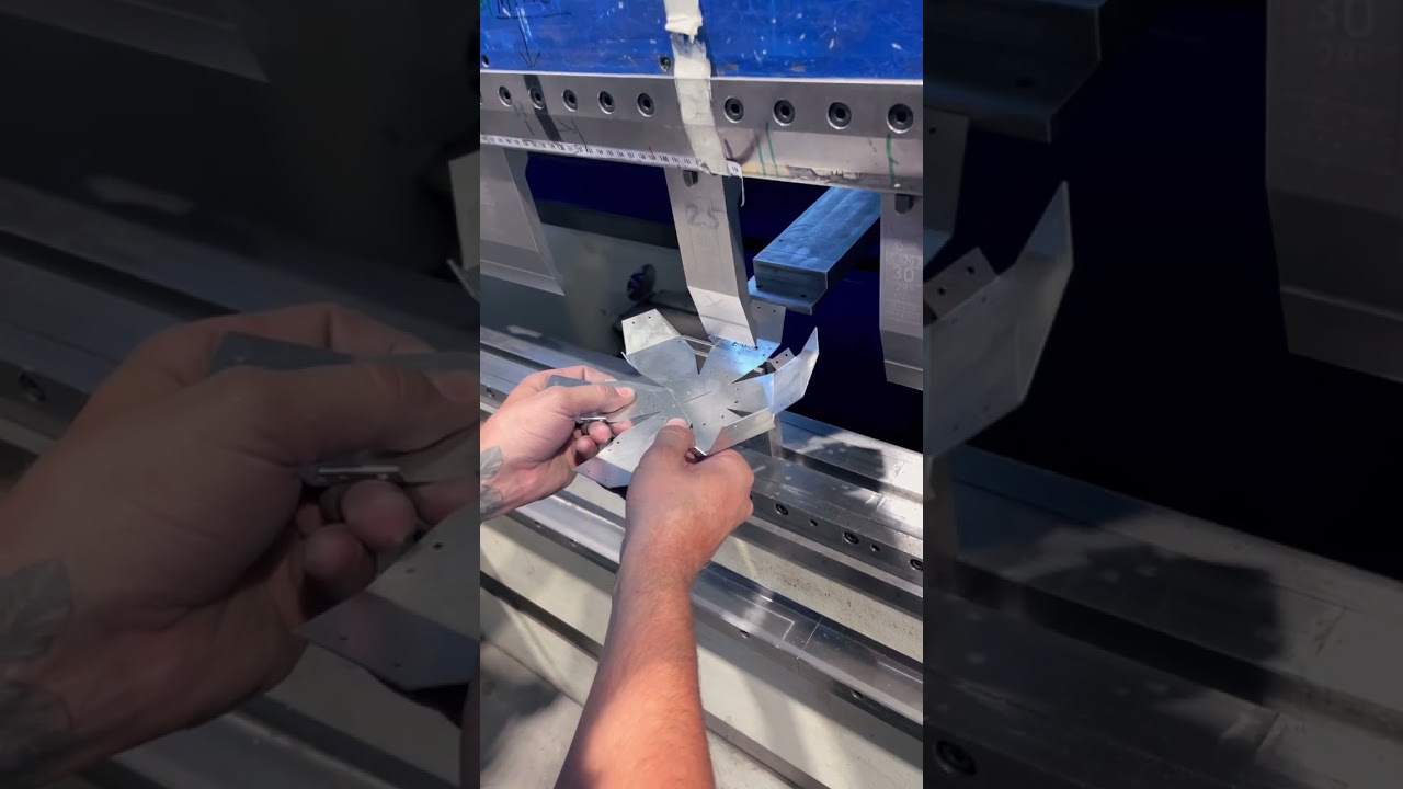 Sparschwein #clean #vienna #abkant #lasercuttingmachine #laser #bending #awesome