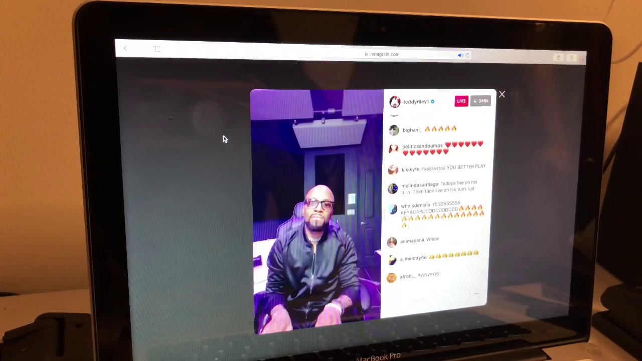 TEDDY RILEY JAMS TO MICHAEL JACKSON SONGS HE PRODUCED WITH KEYBOARD during live VERZUZ BATTLE