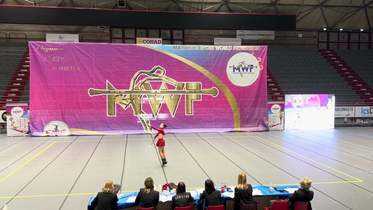 Bibiana Bottová - Solo 2baton senior    World CUP   Pistoia   Italy 2024