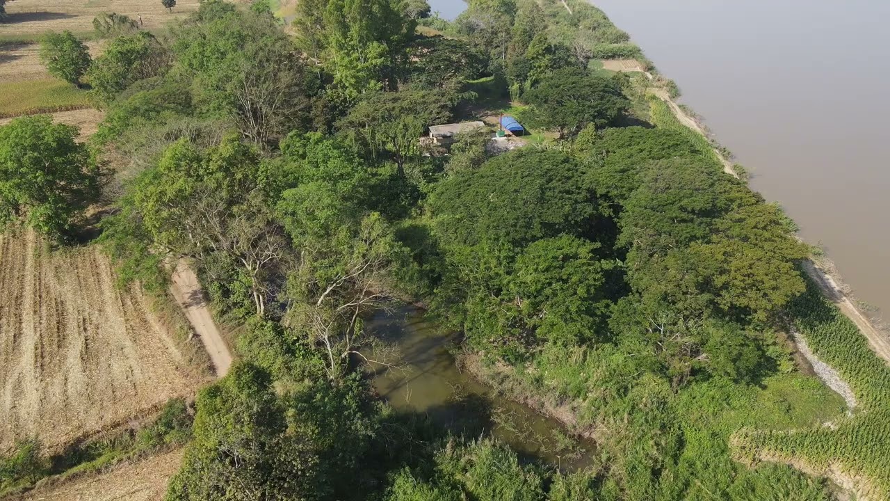 Lao view from Ban Pong Khong Chiang Saen DJI 375