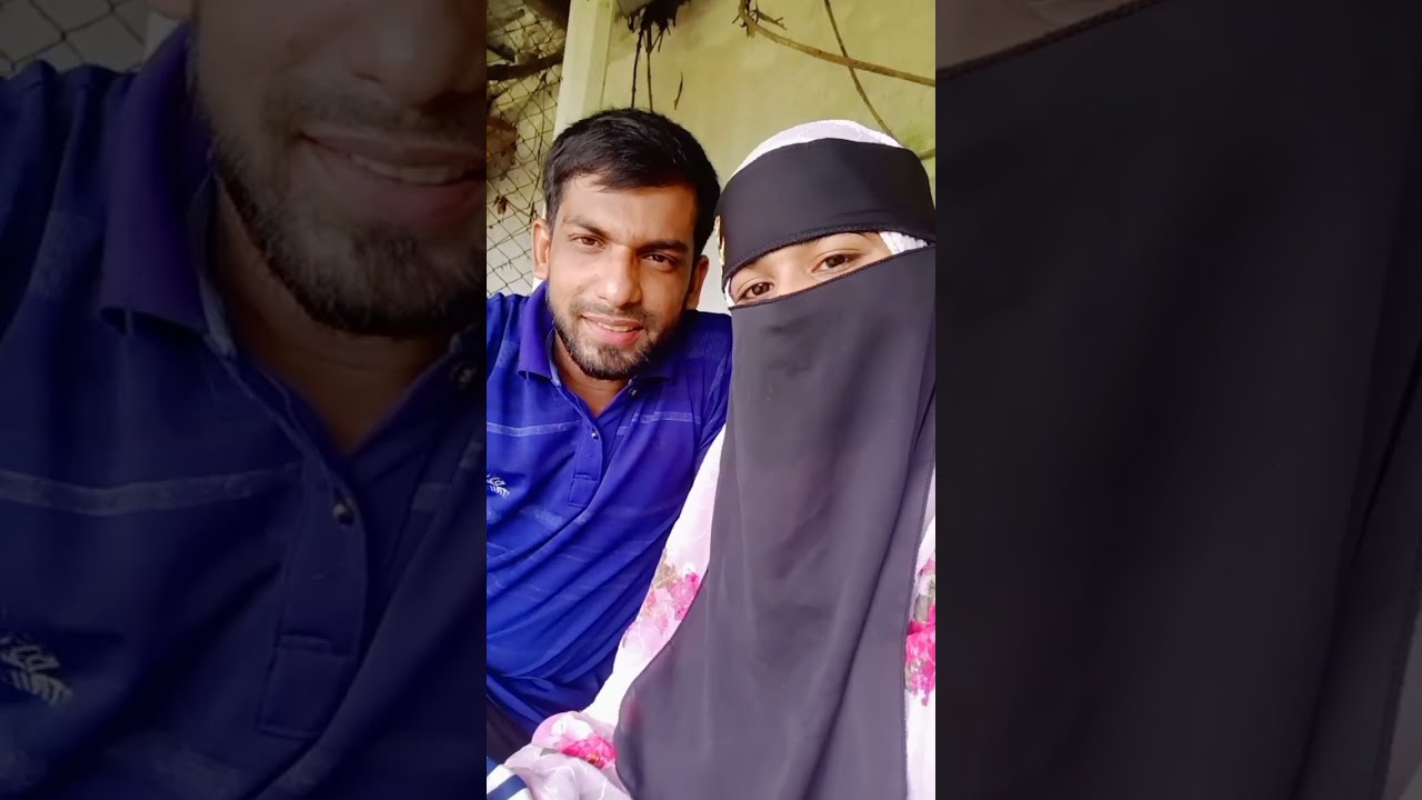 লাঙ্গের  সাথে পার্কে 