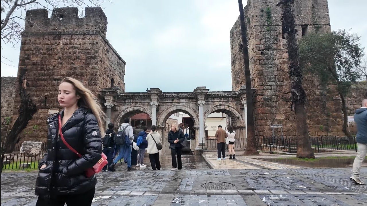 Antalya Kaleiçi - 4K Walking Tour in TURKEY