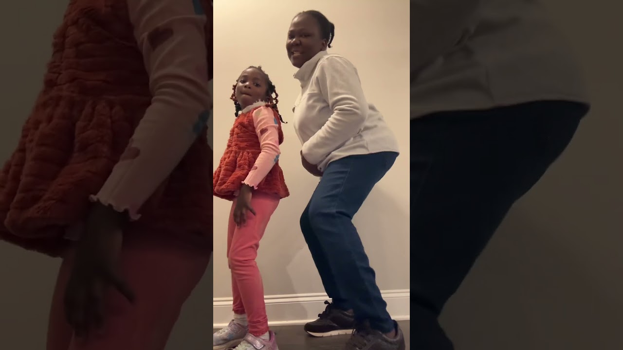 Mom and daughter dance ❤️