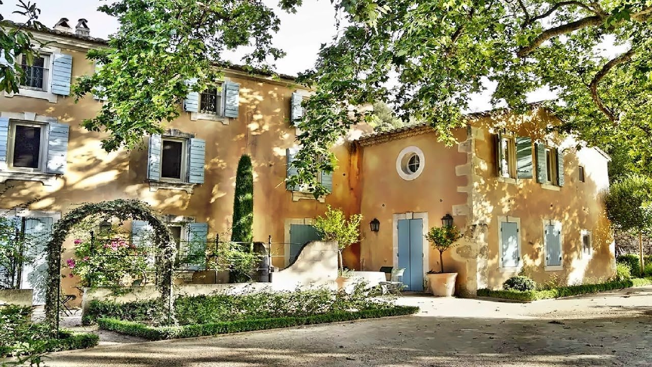 Baumaniere Les Baux de Provence France