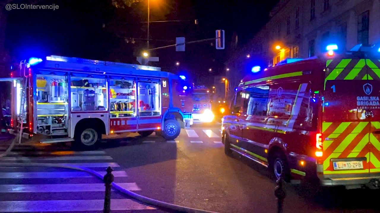 [POŽAR V GARAŽNI HIŠI] Posredovanje GB Ljubljana voz 1,2,4+PGD Ljubljana-Mesto GVC-1,GVL-1, Policija