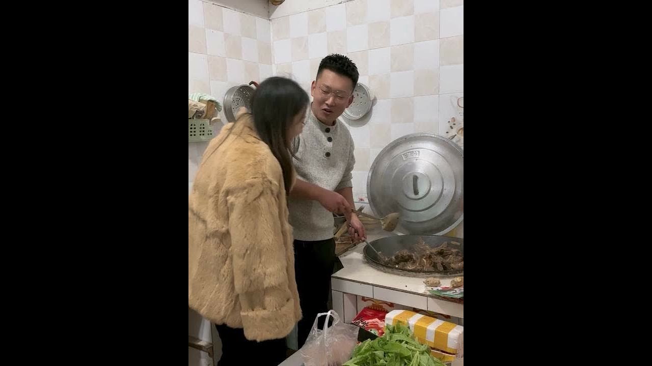 不错不错，分开几年现在还会做饭了，味道拿的很到位。闺女都夸爸爸了。吃过牛骨头在吃一些橙子真是特别的解腻特别好吃。橙子都是新鲜采摘的味道真的甜汁水还多。