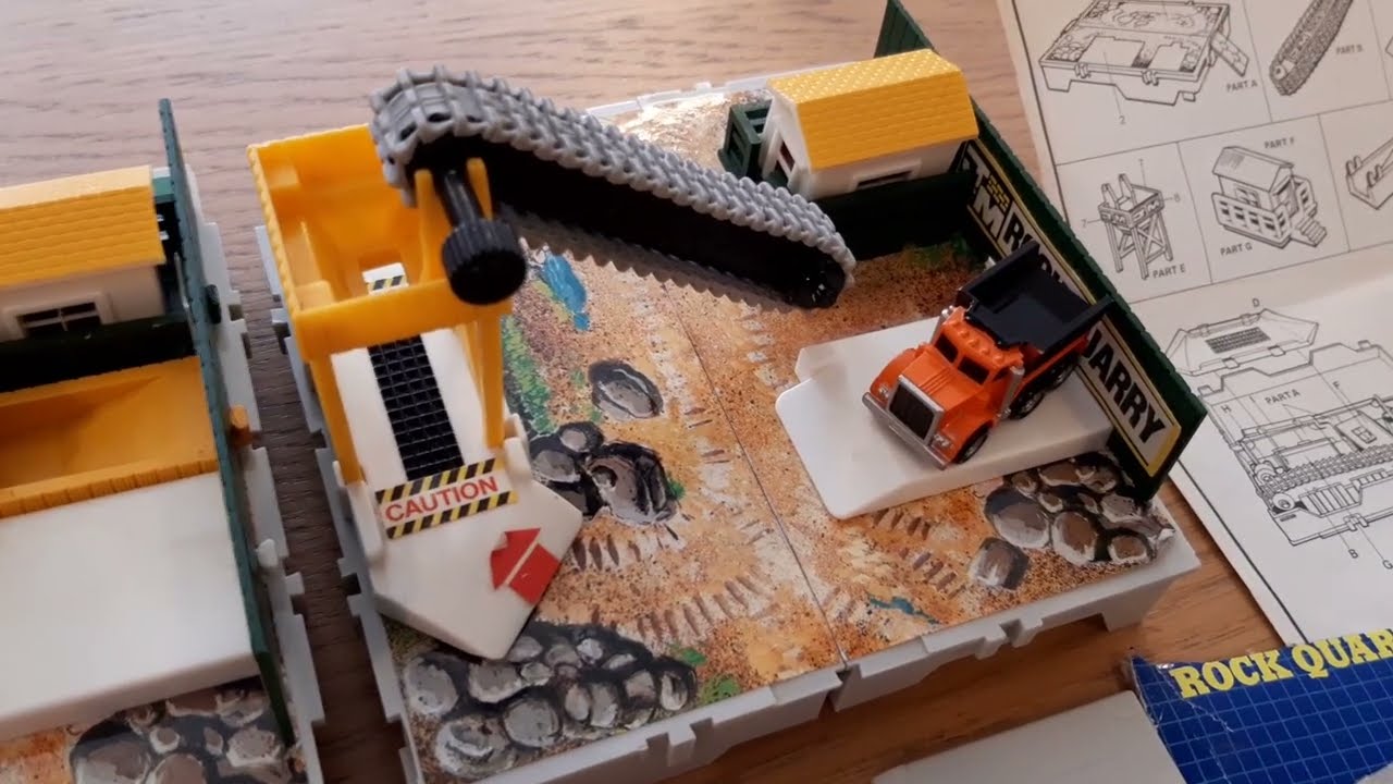 Micro Machines Travel City Rock Quarry - Merging Sets