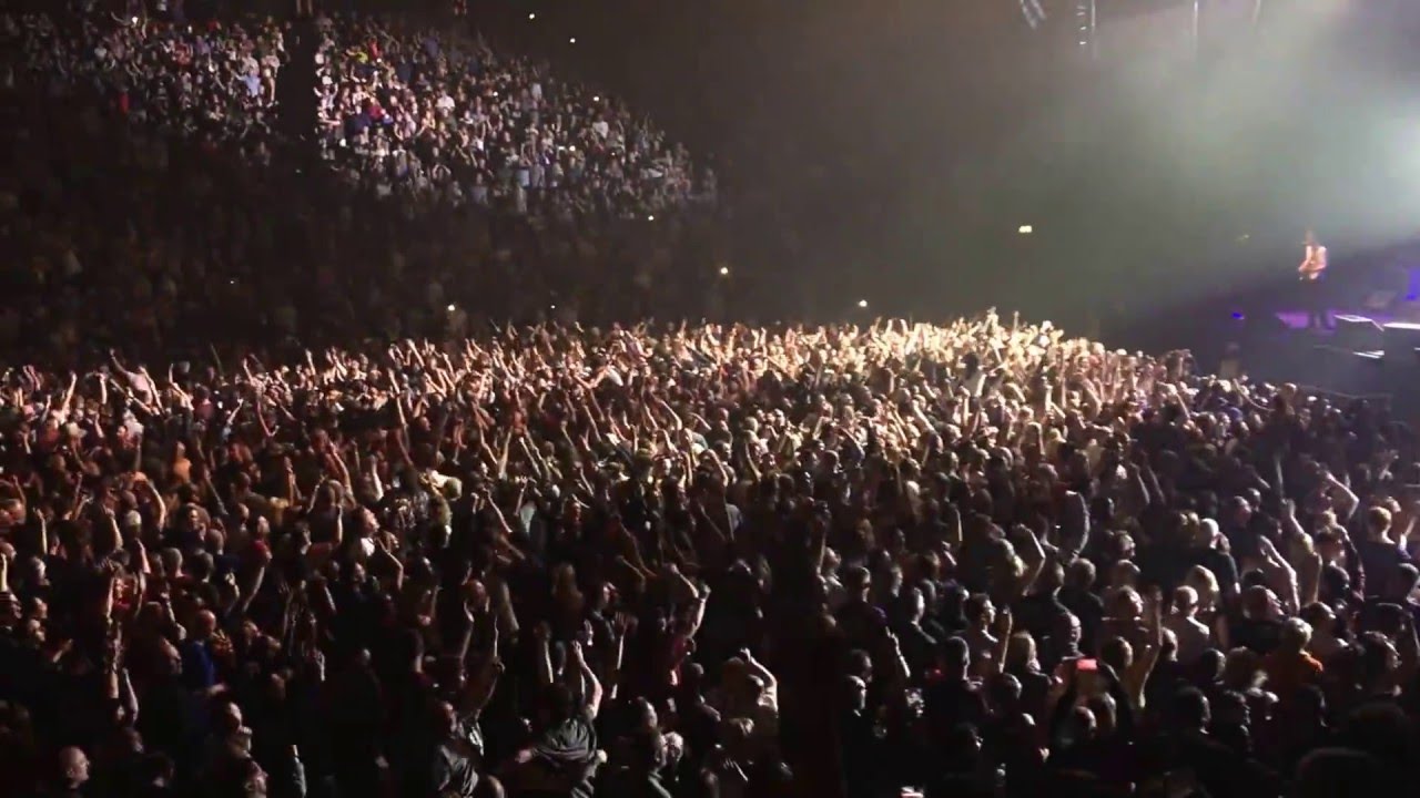 James - Sit Down Live at Manchester Arena 13th May 2016