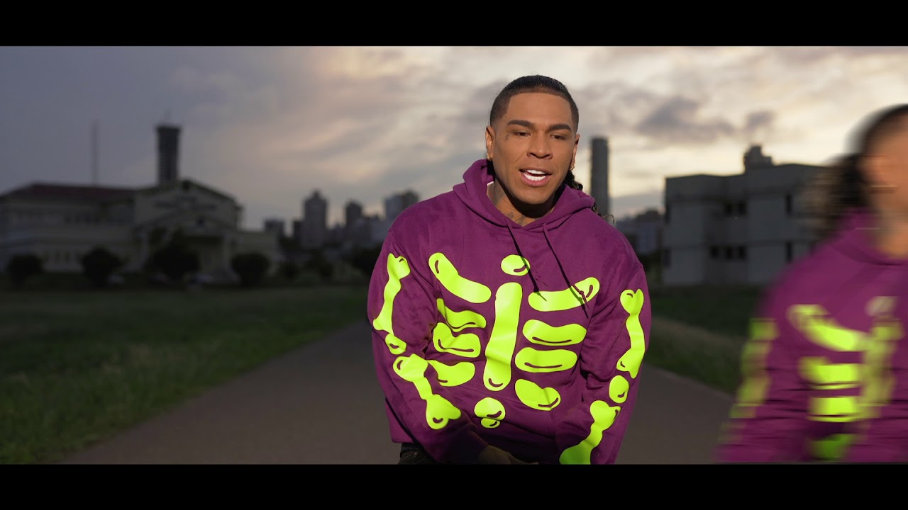 Rey Three Latino - EL ESQUELETO (Official Video)