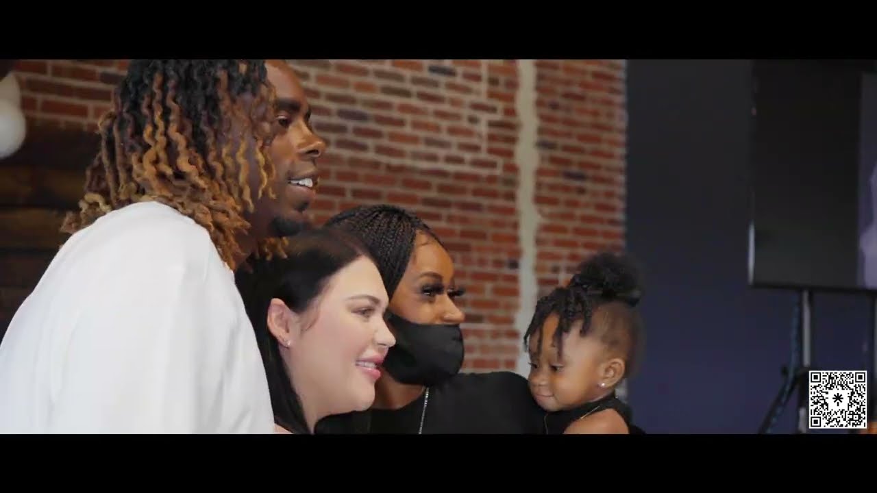 Cuatro Cinco - Day Dreaming (Official Music Video)