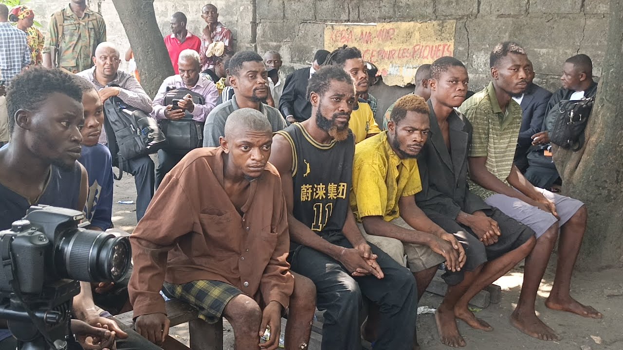 KINSHASA : 27 KULUNA CONDAMNÉS POUR TERRORISME, ATTEINTE À LA VIE, DESTRUCTION, VOL ET EXTORSION