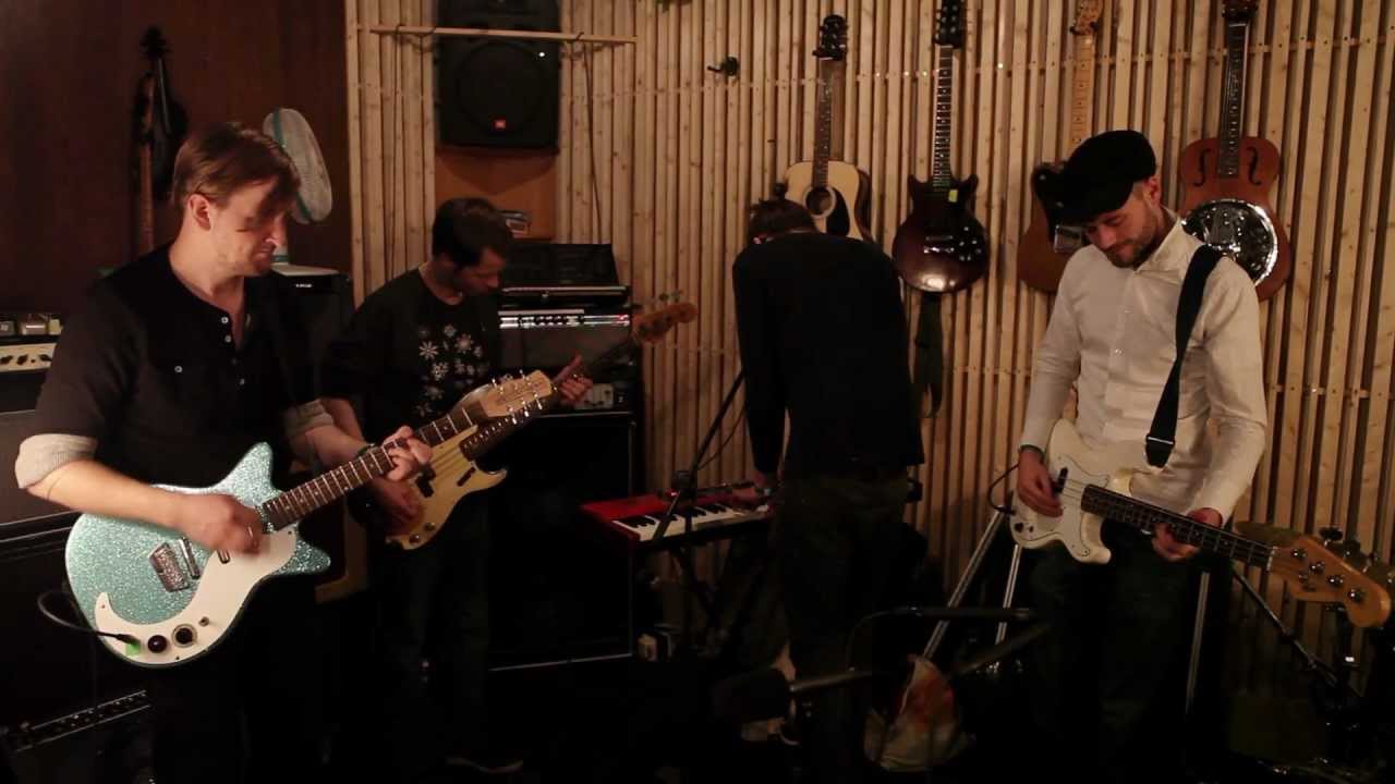 Mr. Silla - Up/Down (Live on KEXP)