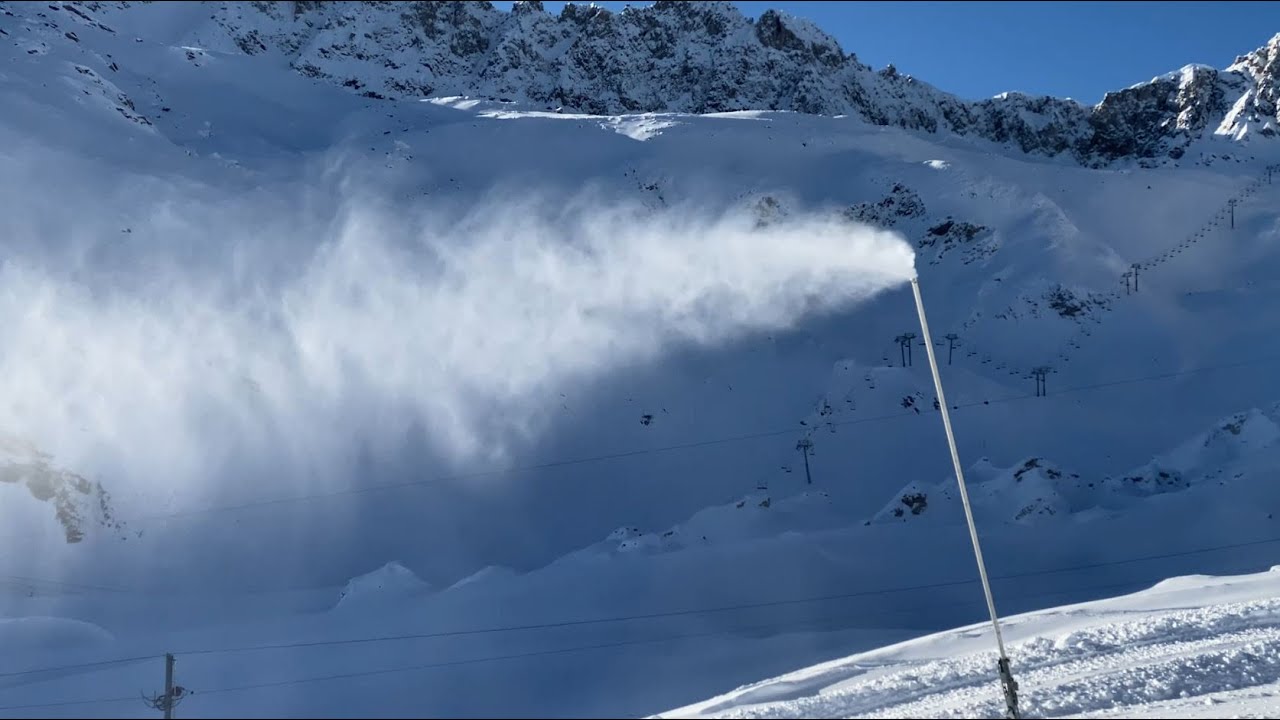 Tignes - Dans les coulisses de l'enneigement artificiel
