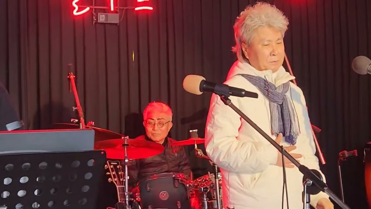 가수배동진 ~ 🎵 🎶 👩‍🎤 🎵 🎶 👨‍🎤  🎵 🎶 충주댐 호수로 쉘부르 2월28일토요일
